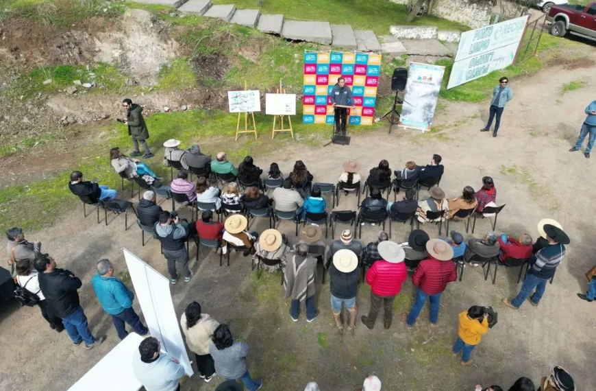 Ponen la Primera Piedra en la Medialuna del Cerro San Juan para Remodelación Integral