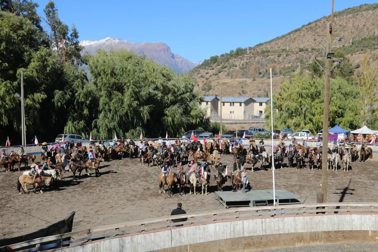 Cabalgata por el Día del Arriero recorrió histórica ruta entre cerro San Juan y Coya