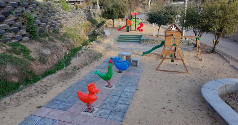Vecinos destacan transformación de Plaza Los Peumos con apoyo del Gobierno Regional